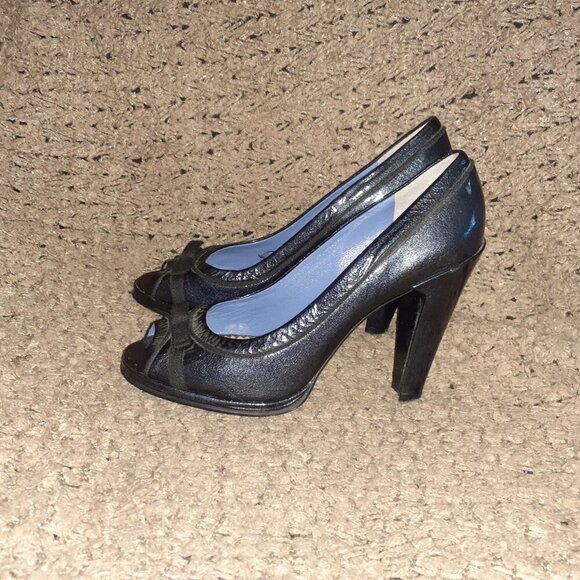 MARC BY MARC JACOBS-Metallic Blue Patent Leather Peep Toe Pumps/Bow-Sz 39-NM - Picture 2 of 8